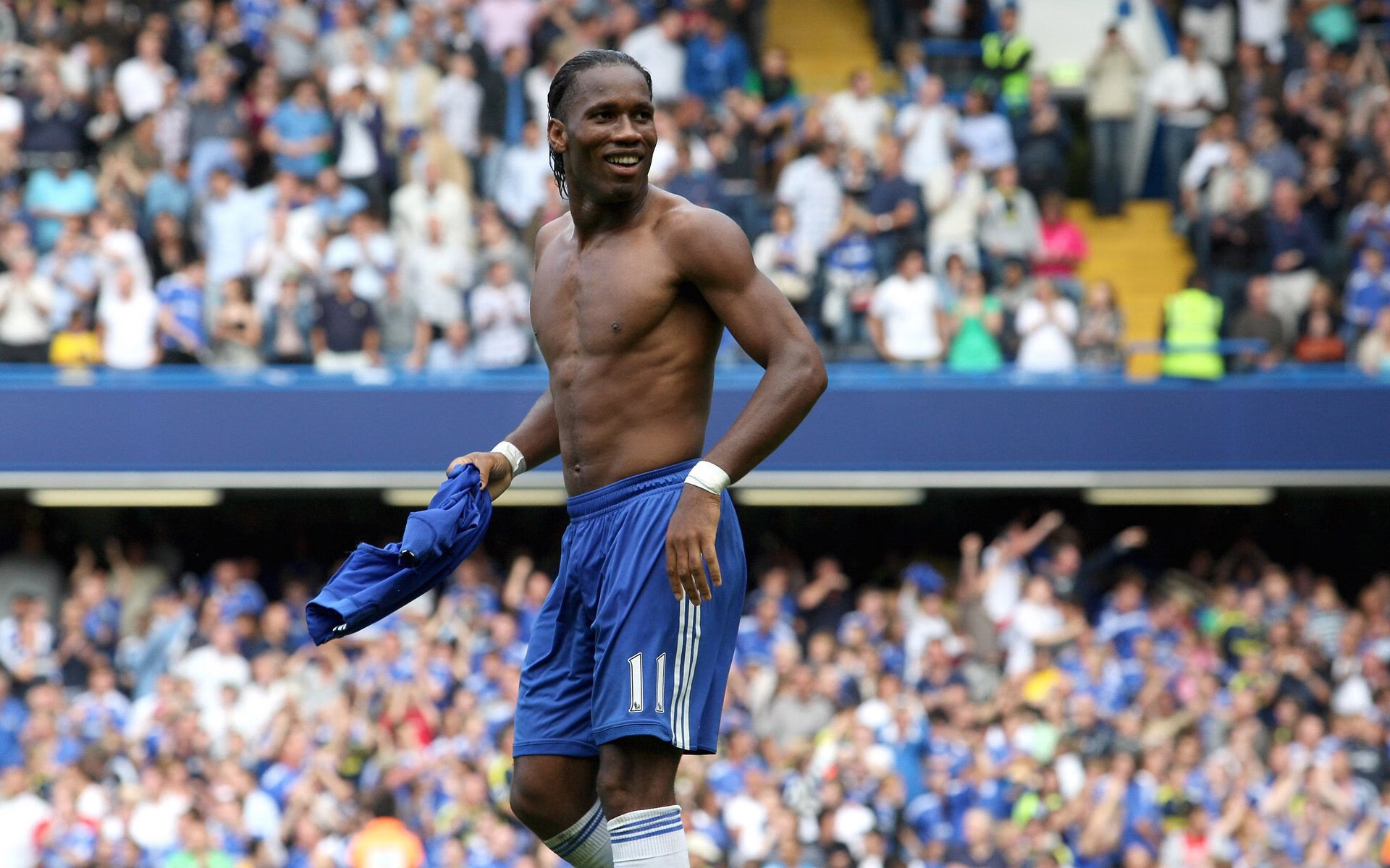 Fischer 高速突破引爆现场气氛